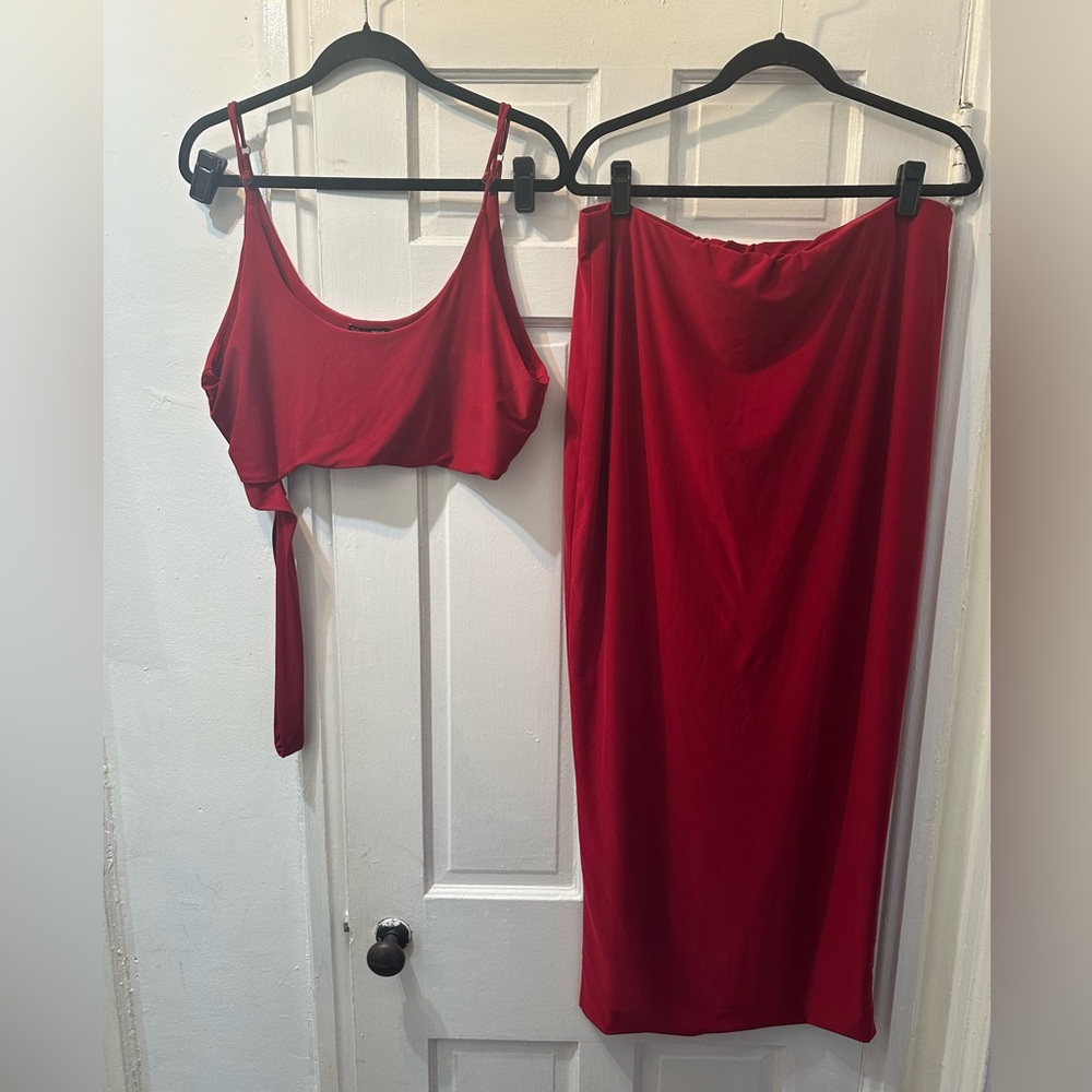 Maxi Skirt Set in Red (22/24)
